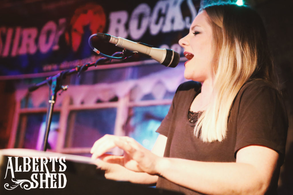 Alberts Live Lounge