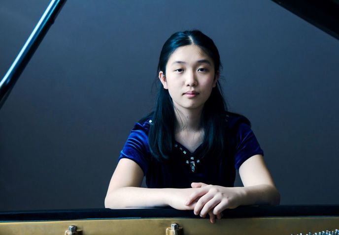 Lauren Zhang